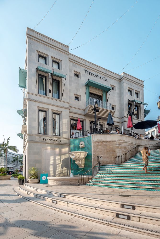 Exterior view of the Tiffany & Co at Two Rodeo Drive