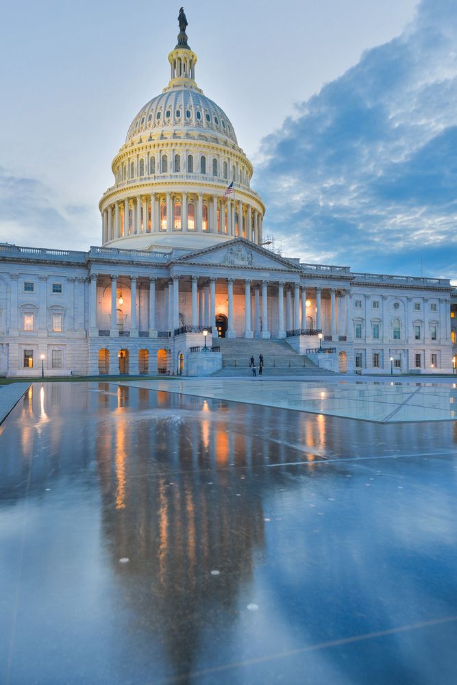 Outside view of U.S. Capitol