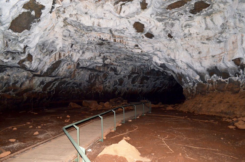 Undara underground lava tunnel