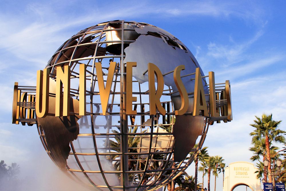 Daytime view of Universal Studios Globe