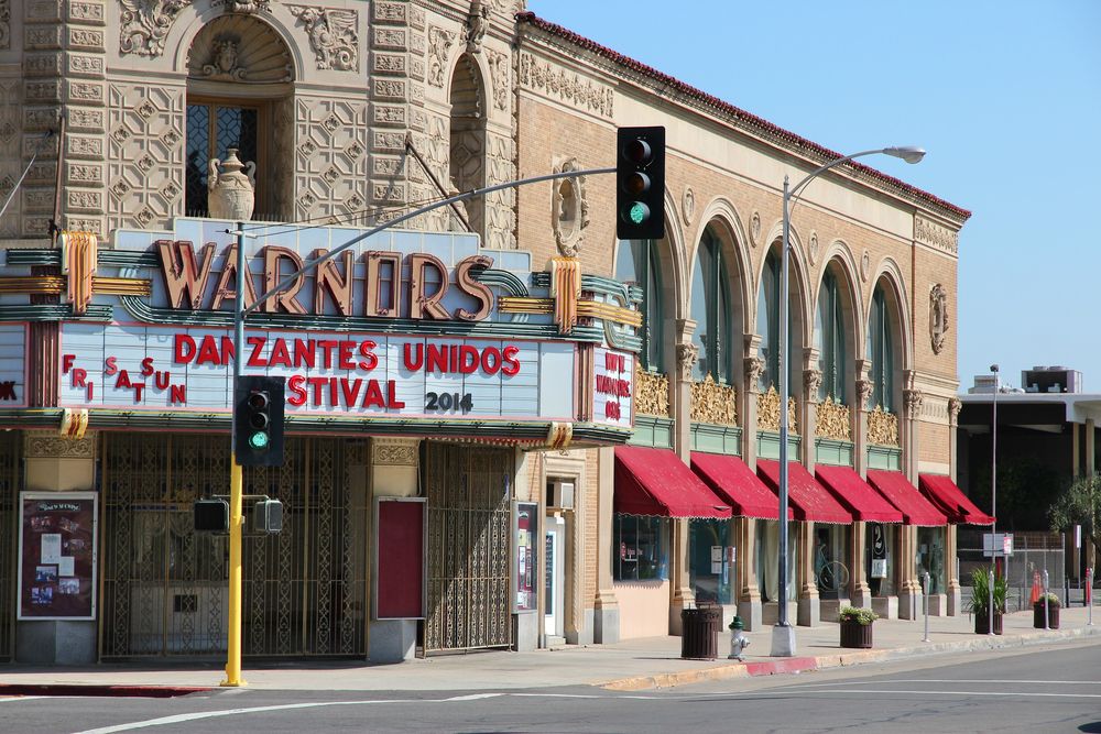 Exterior of Warnors theatre