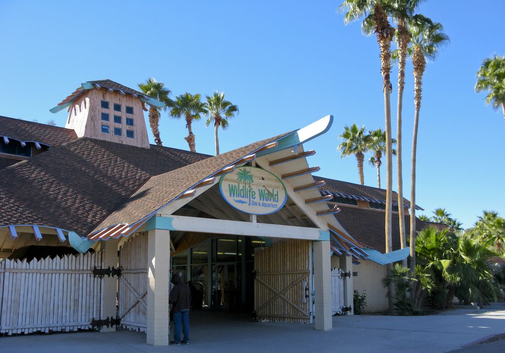 Entrance to Wildlife World Zoo, Aquarium & Safari Park