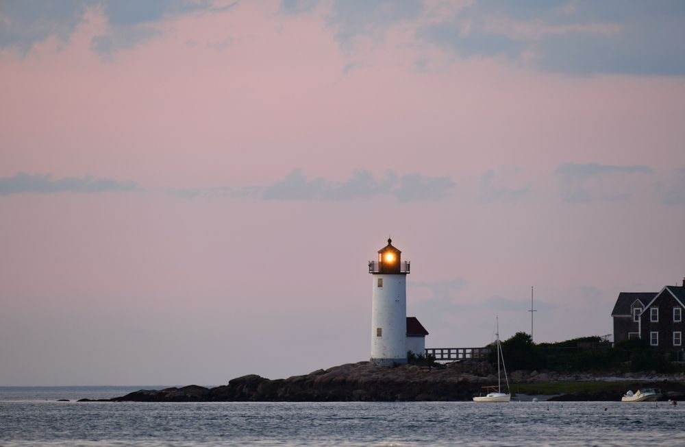 Lighthouse at Wingaersheek beach