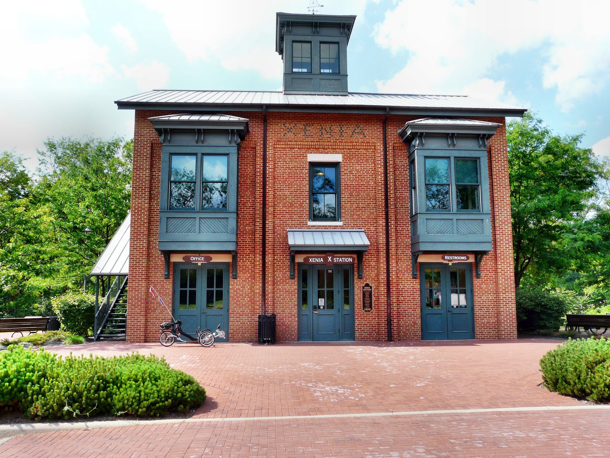 Outside view of Xenia Station
