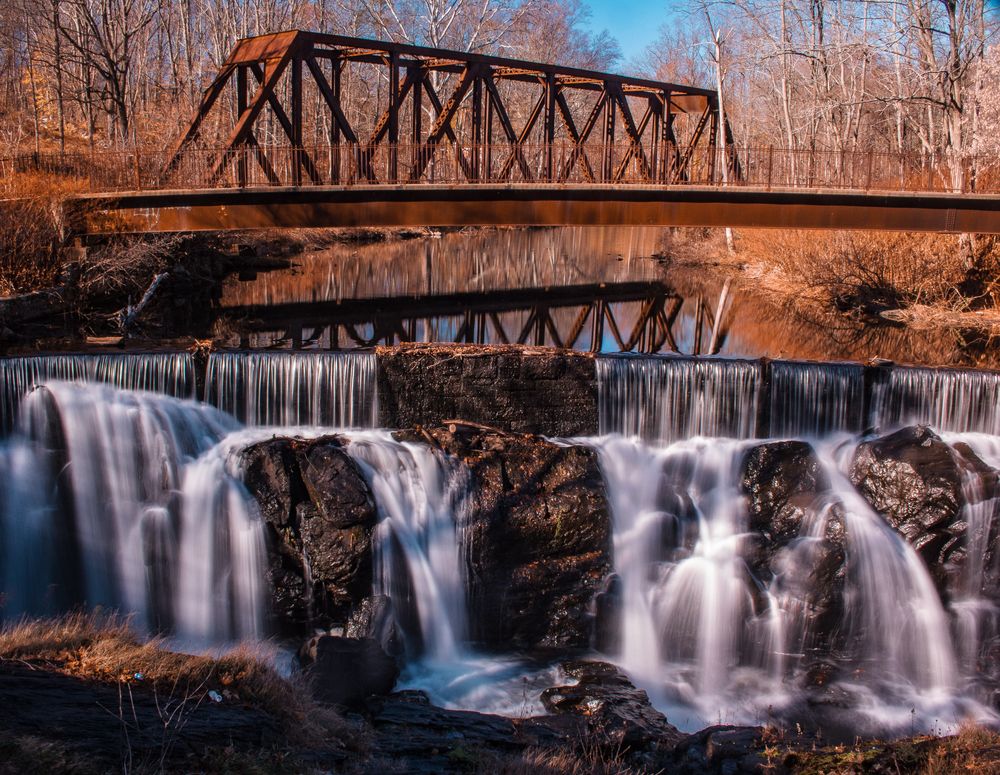 Yantic Falls during autumn
