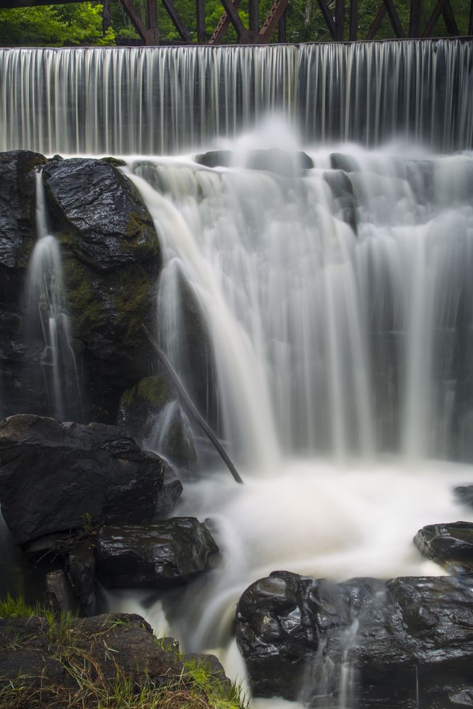 Closer view of Yantic Falls