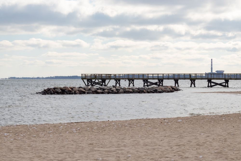 View of the Yorktown Fishing Pier from the shore