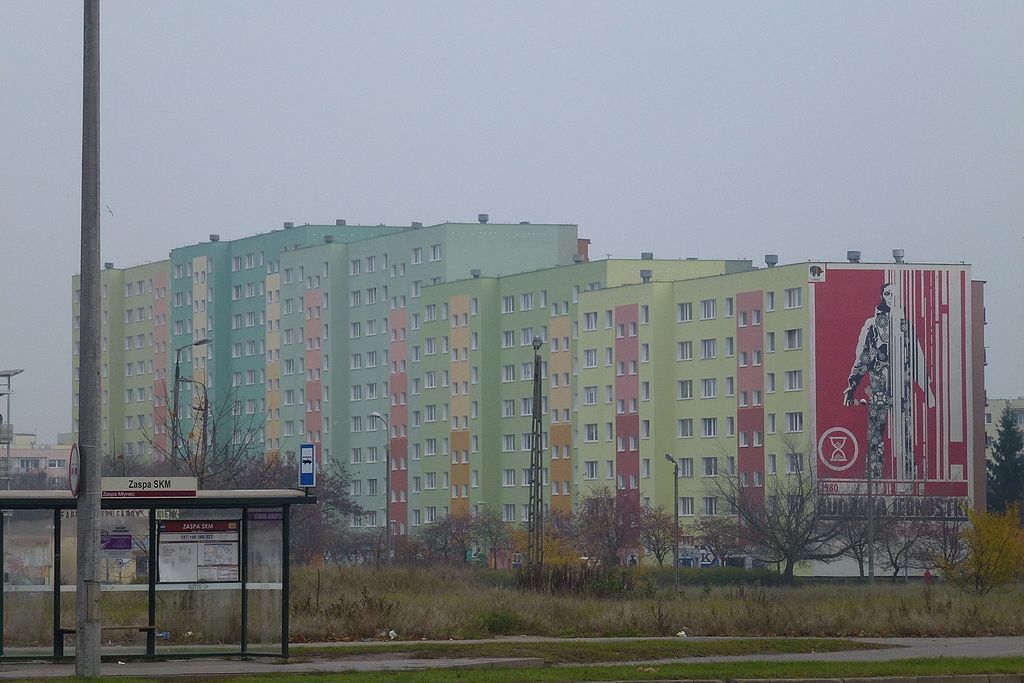 Wall art behind the SKM Zaspa train station