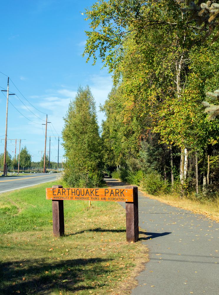 Welcome sign of Earthquake Park