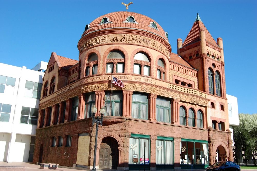 Exterior of Barnum Museum