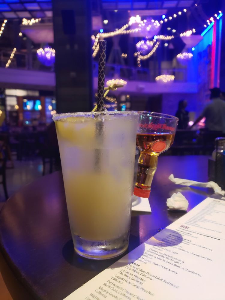 Alcoholic drinks in the House of Blues Anaheim
