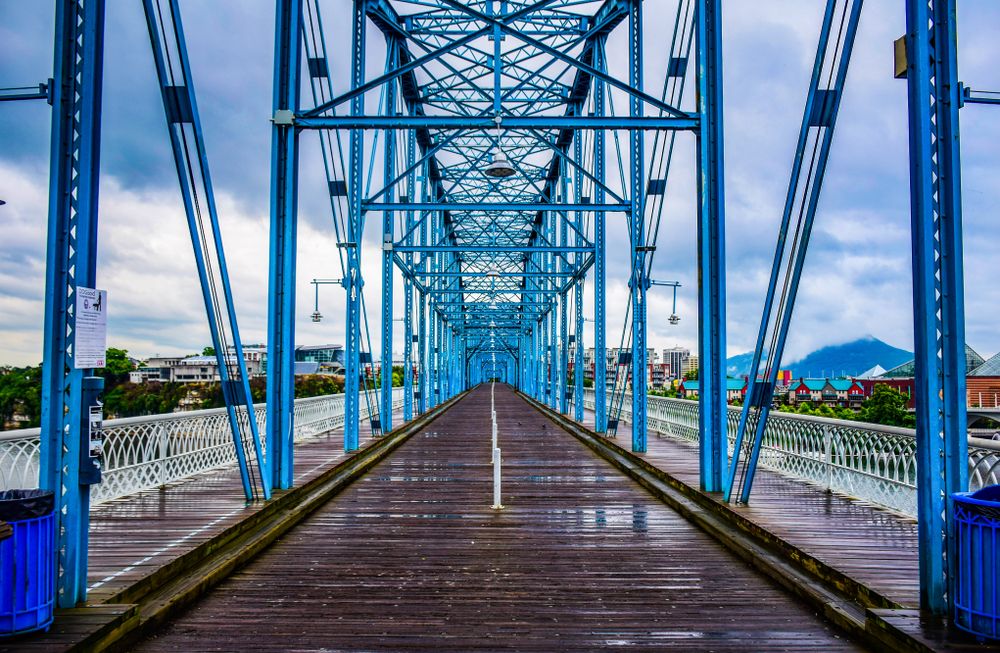 Closer view of Walnut Street Bridge