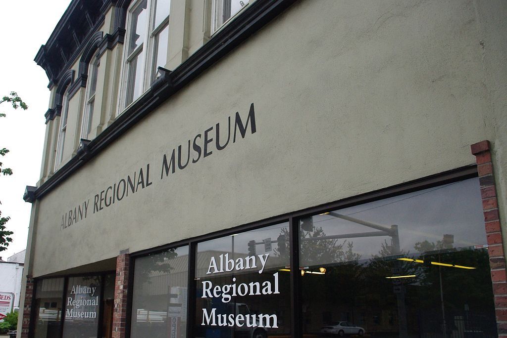 Name sign on the building on Albany Regional Museum.