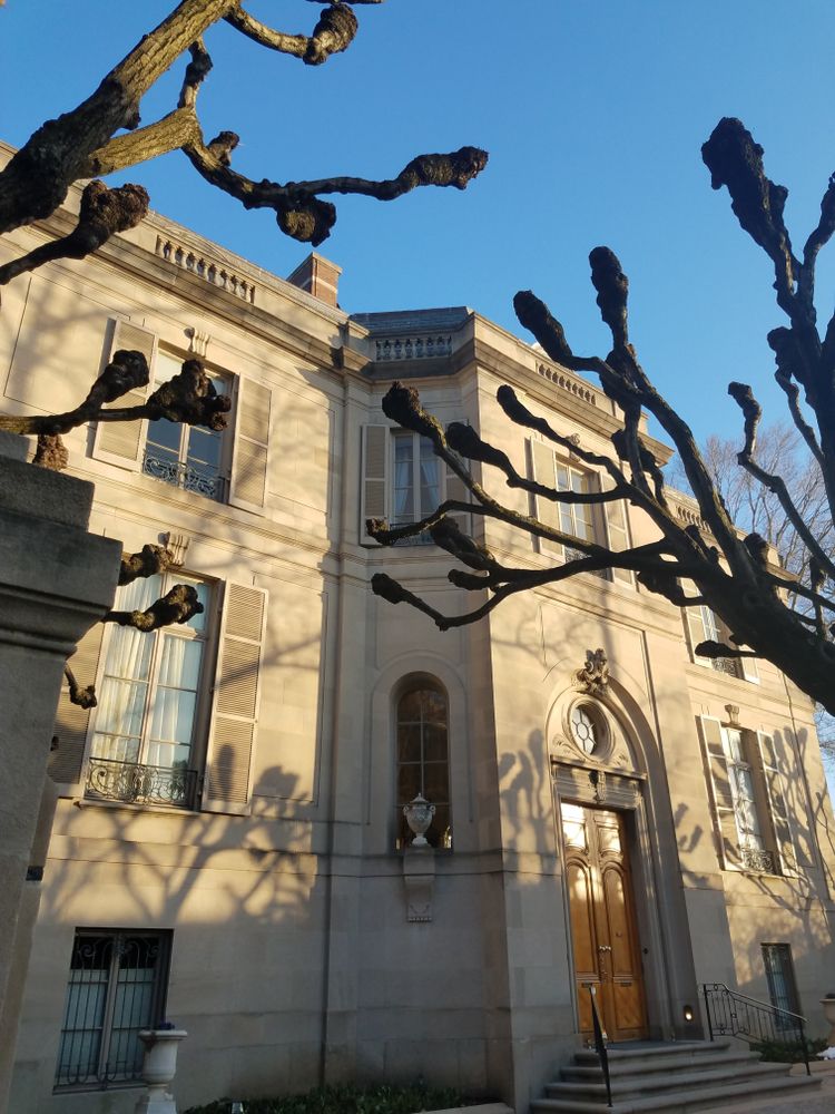 Exterior of the Historic Meridian House