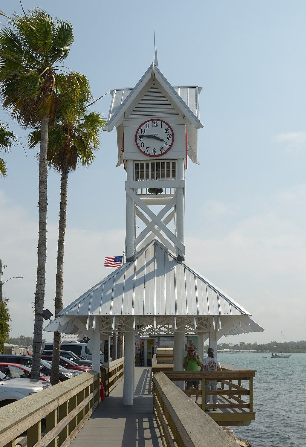 Sunny day at Bridge Street Pier