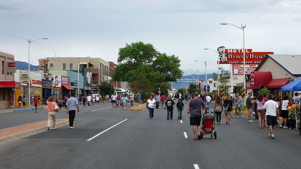 Street fair at Nob Hill
