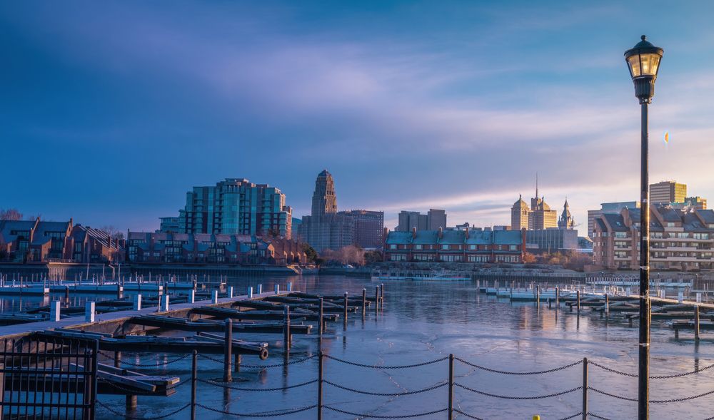 Scenic view of Erie Basin Marina