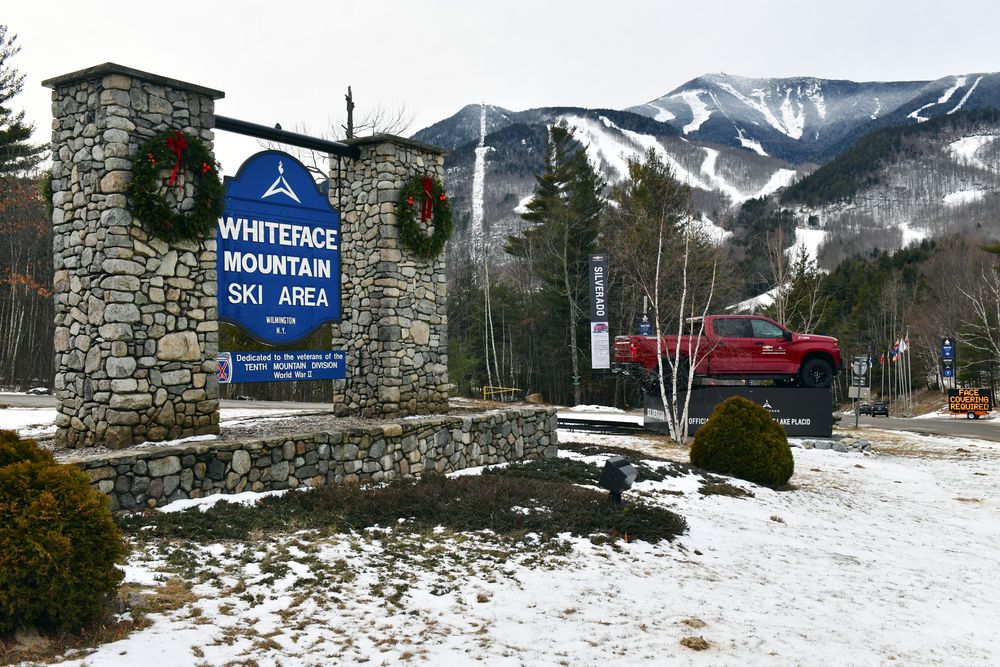 Welcome sign of Whiteface Mountain