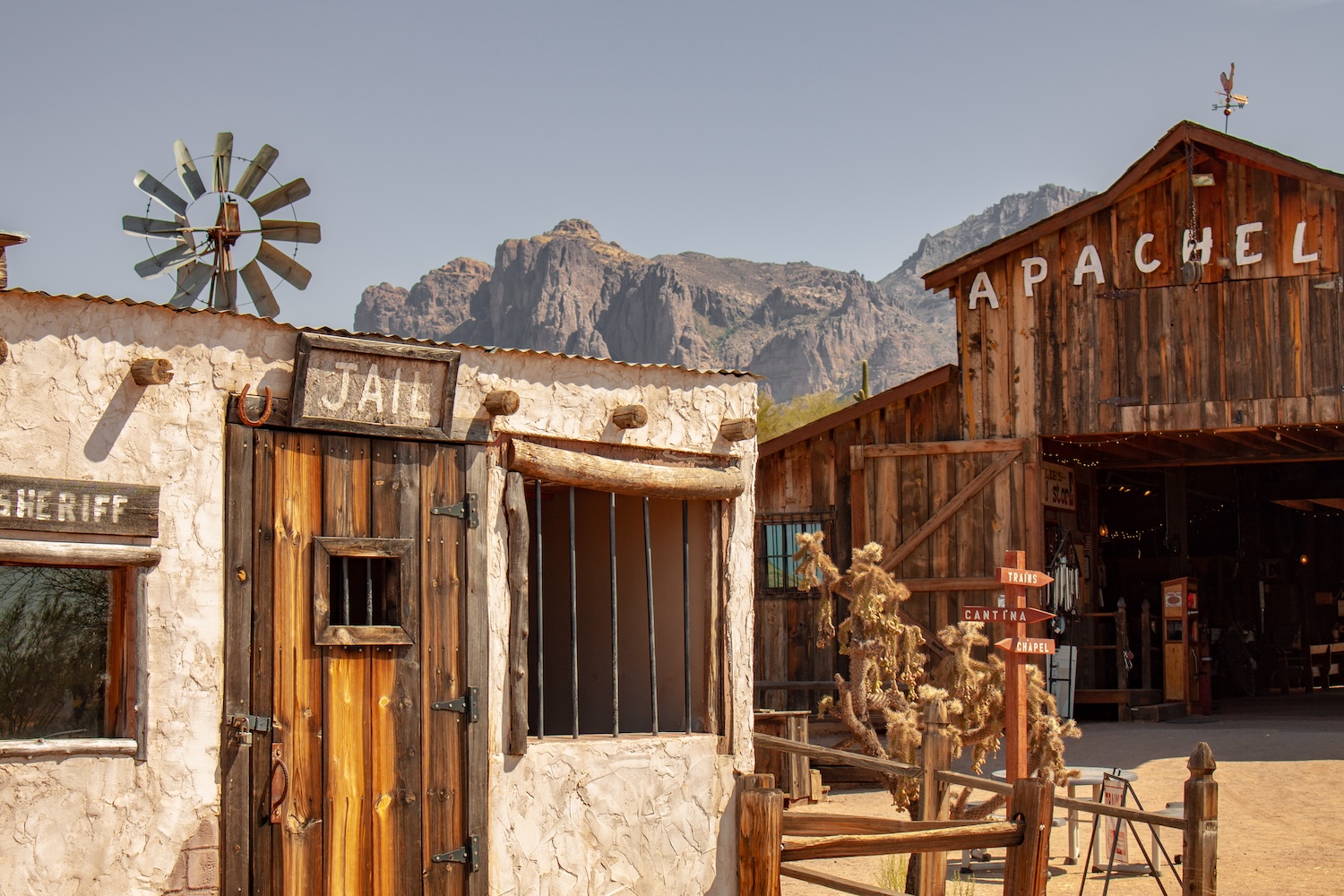 30 Incredible Photos of Apache Junction, AZ