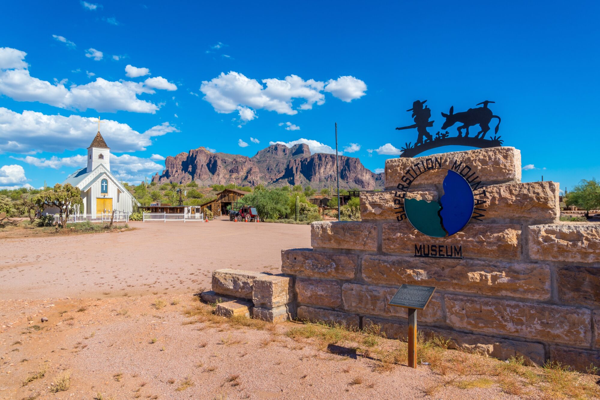 30 Incredible Photos of Apache Junction, AZ