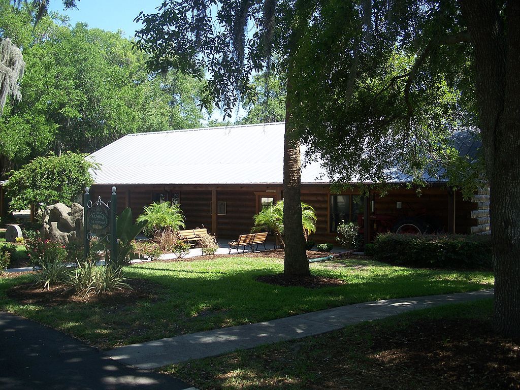 Side exterior of the Museum of the Apopkans.