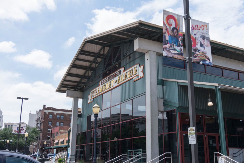 Exterior of Arabia Steamboat Museum at Overland Park