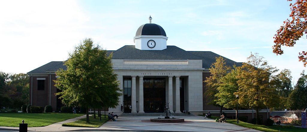 Exterior of Anderson University's library