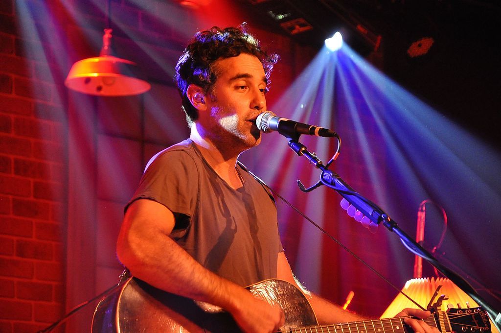 A performer in The Birchmere