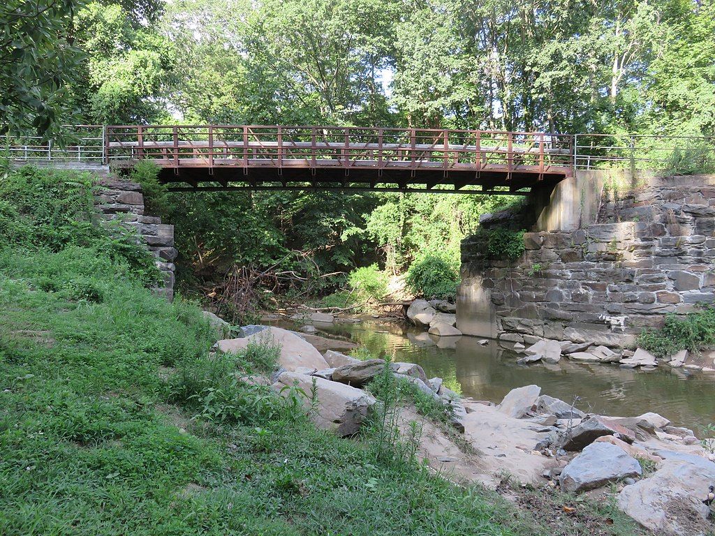Bridge along Washington and Old Dominion Railroad Regional Park