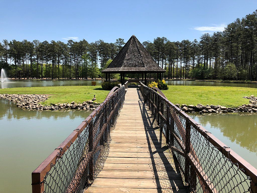 A bridge at Dellinger Park