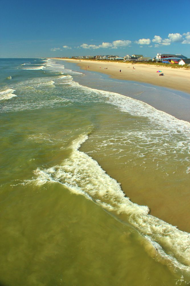 Sunny day at Holden Beach