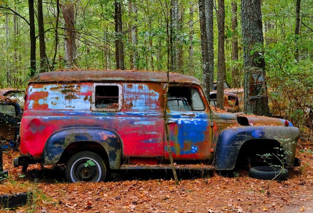 A car at Old Car City