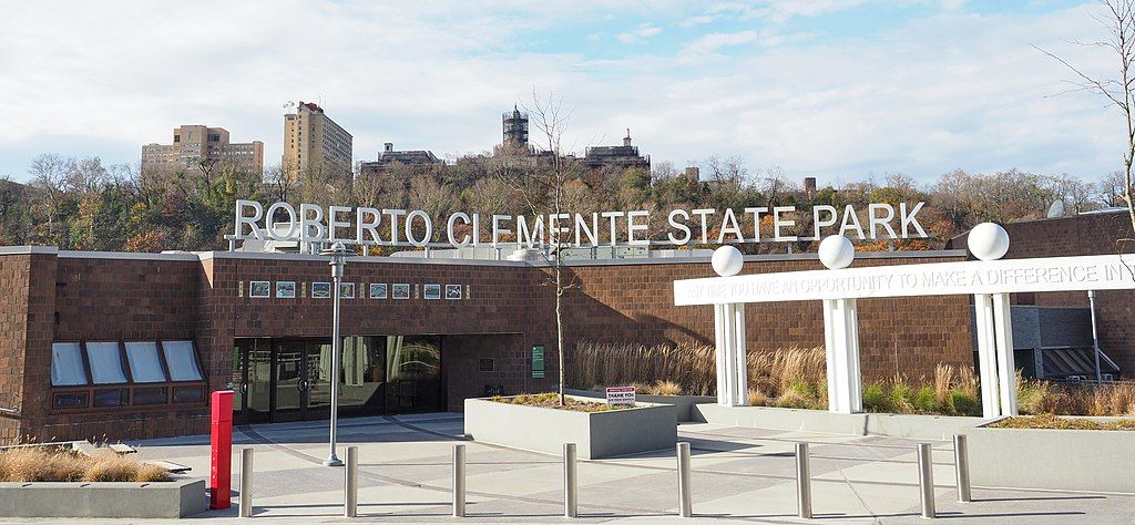 Signage of Roberto Clemente State Park
