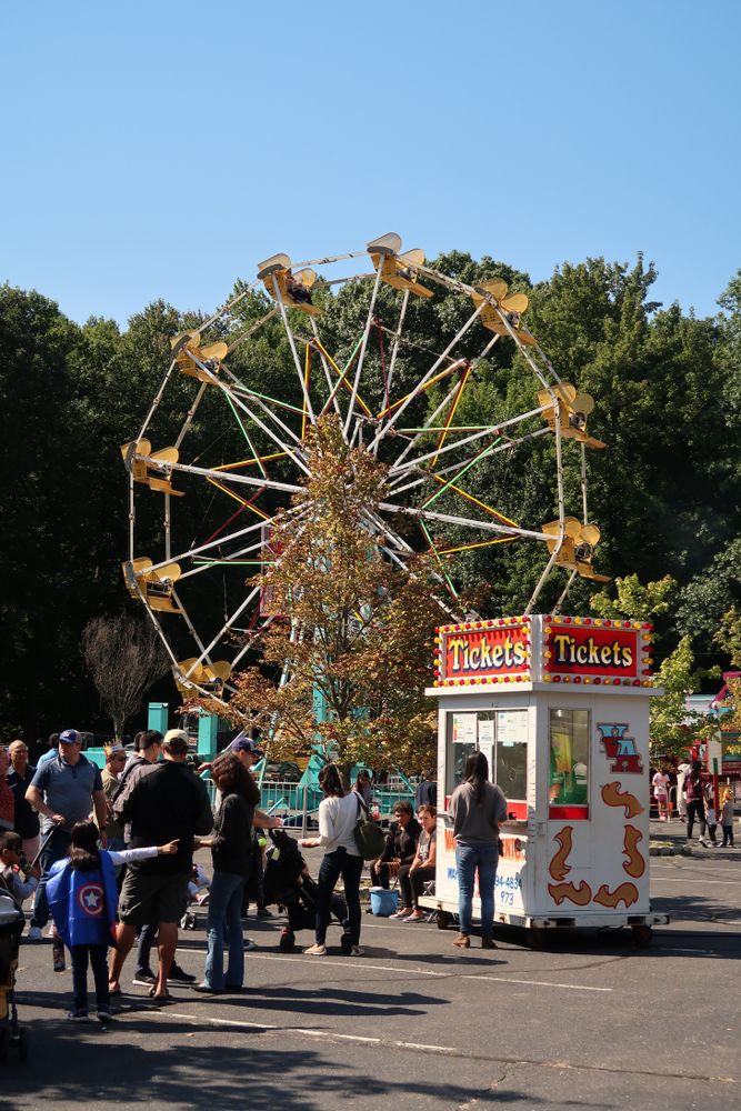 A ferris wheel at Van Saun County Park