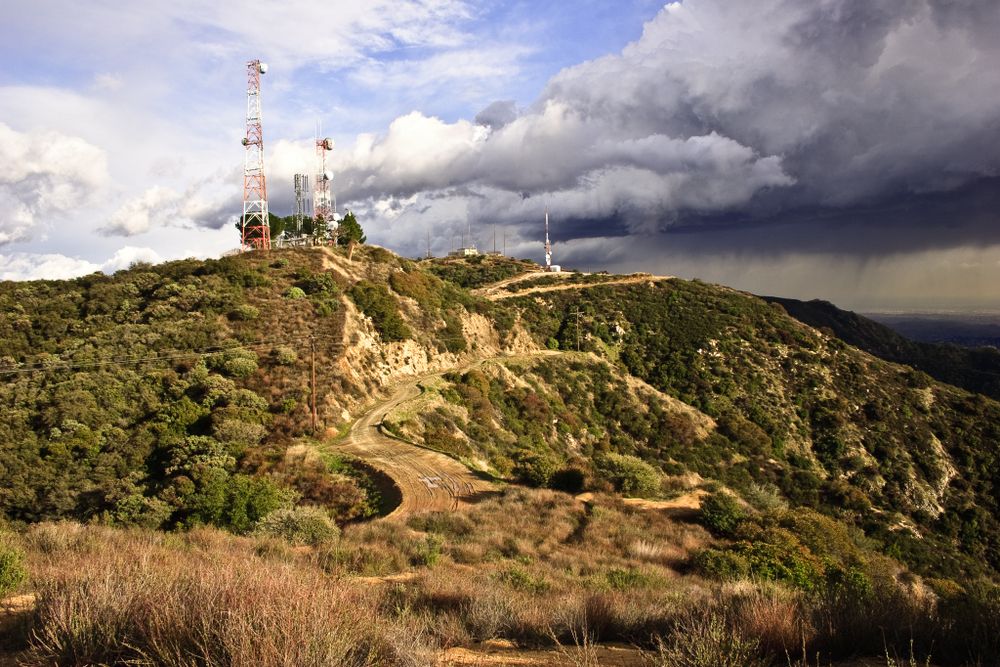 Hiking trail at Wildwood Canyon Park