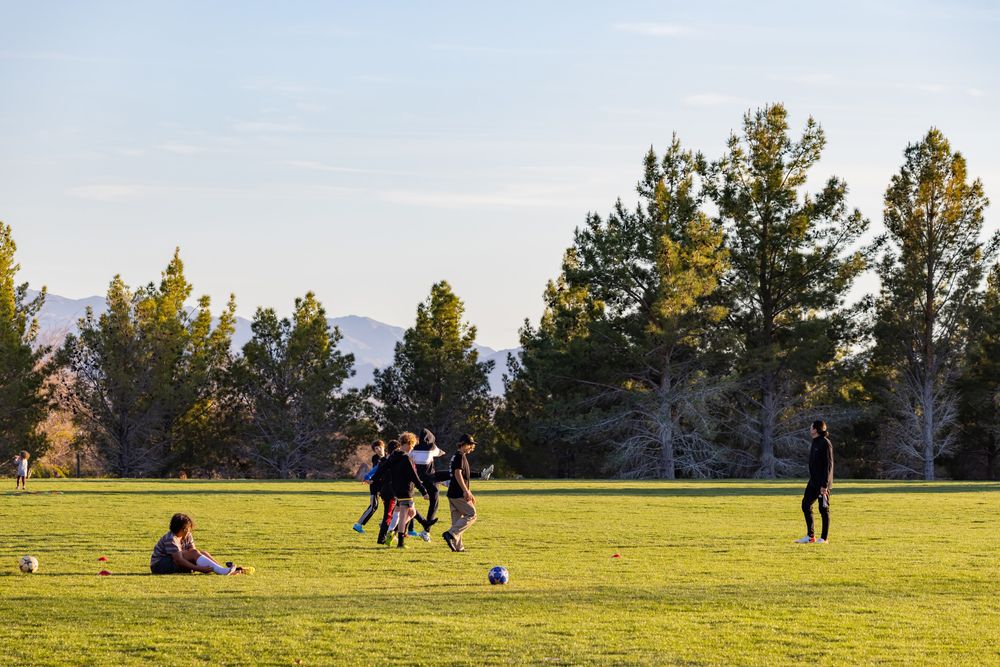 People playing at Veterans' Memorial Park