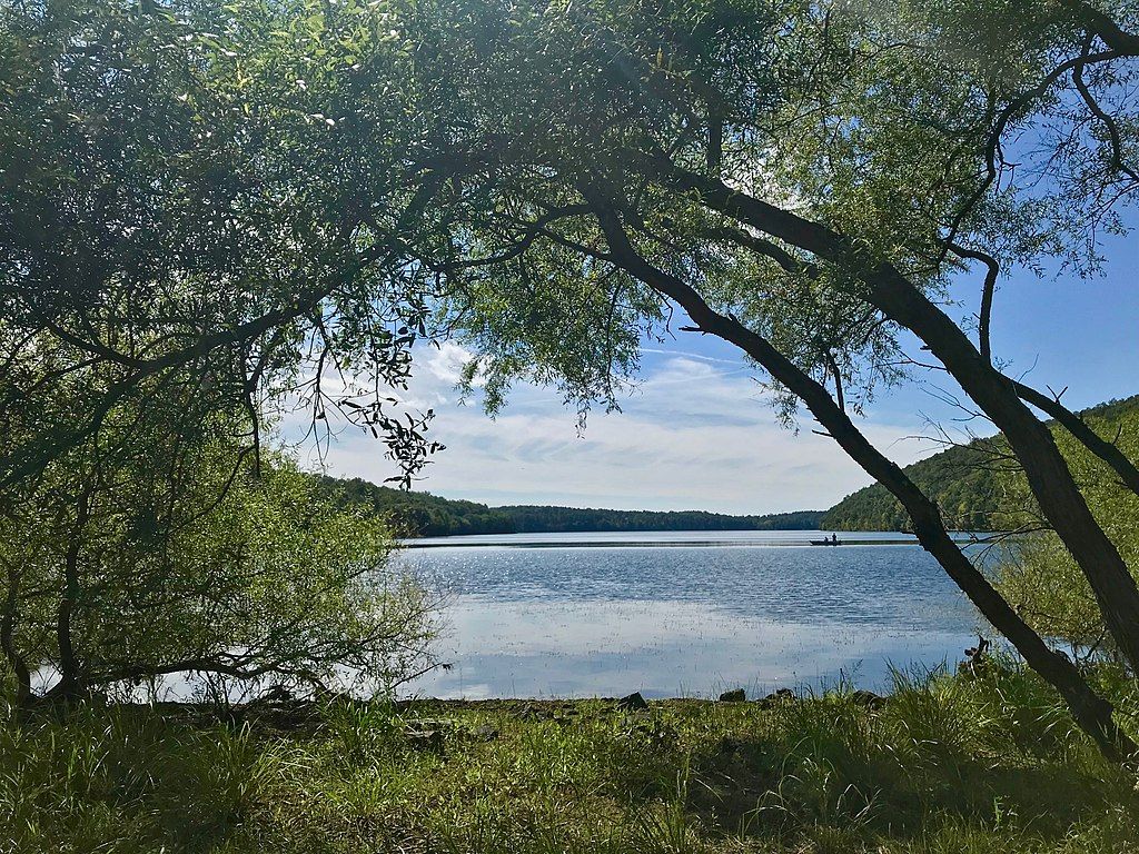 The waters of Lake Saltonstall