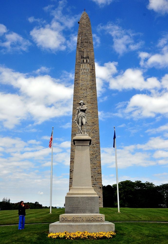Statue in Bennington Battle Monument