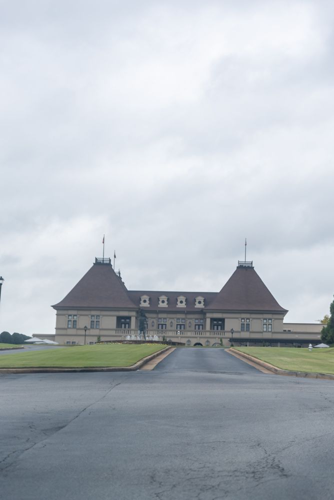 Exterior of Chateau Elan Winery & Resort