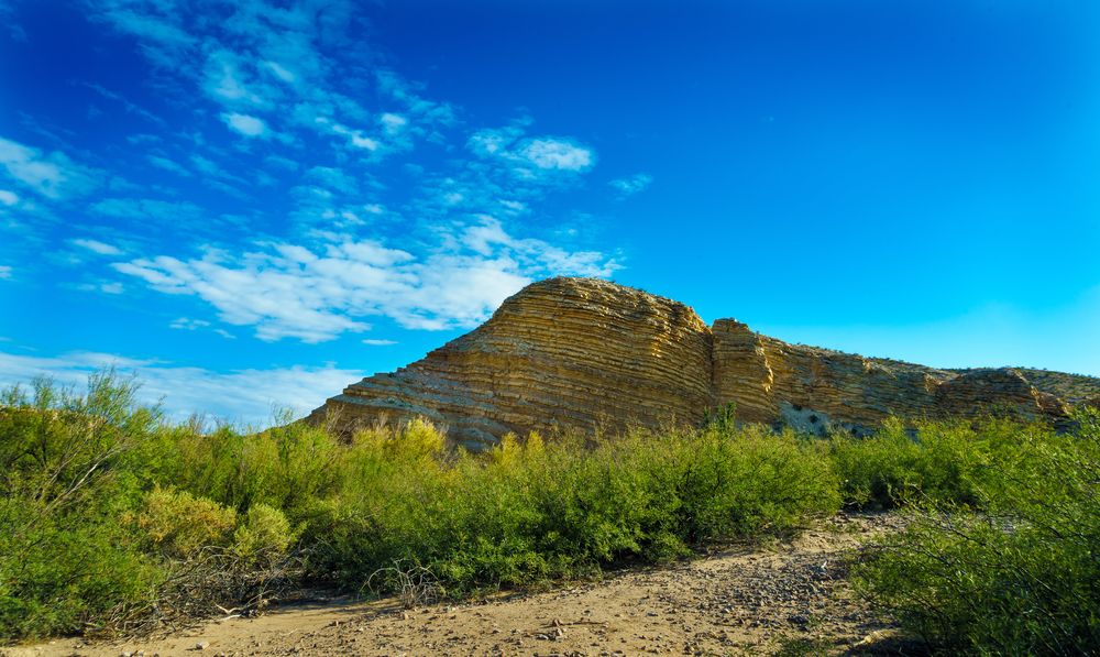 Sunny day at Hot Springs Canyon Trail