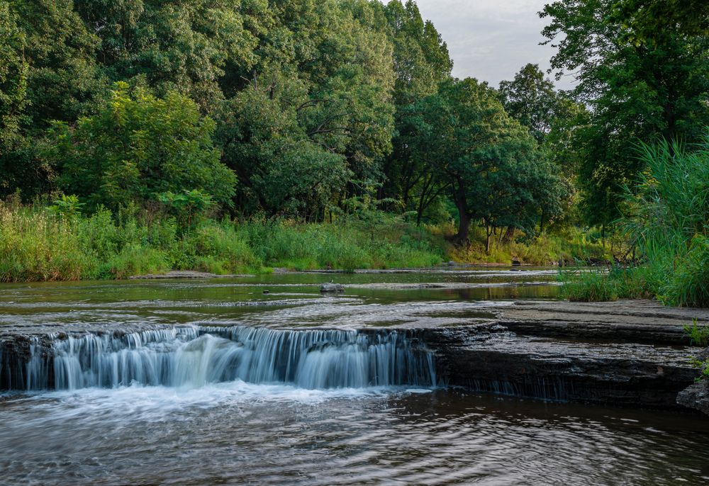 Flowing waters of Kankakee River State Park