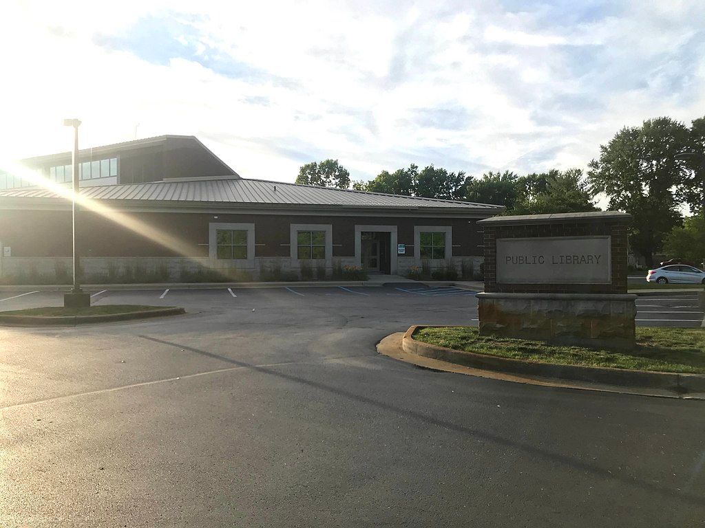 Exterior of Brownsburg Public Library