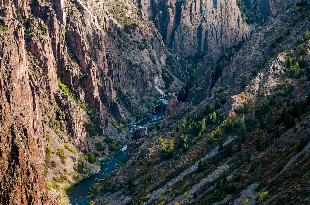 Scenic view from the Rim Rock Trail