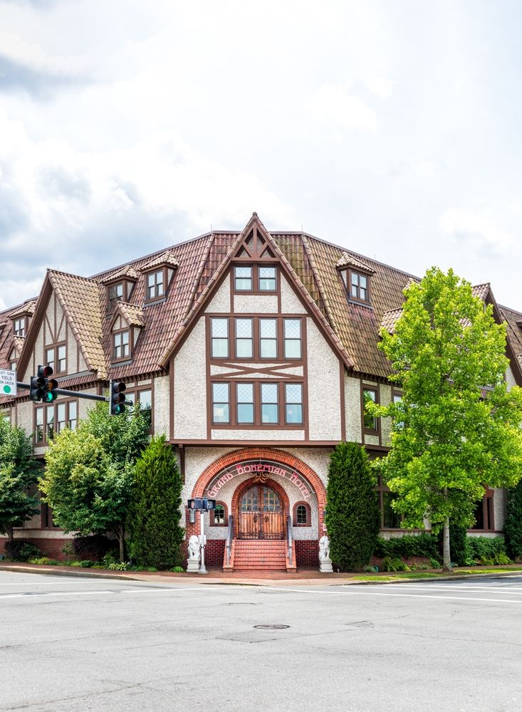 Grand bohemian hotel at Biltmore Village