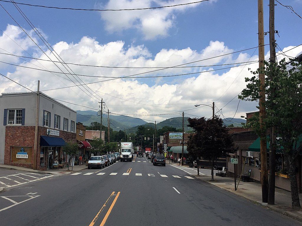 The road of Downtown Black Mountain