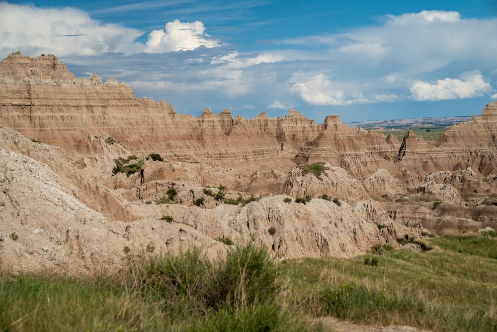 Cliffs along Cliff Shelf Nature Trail
