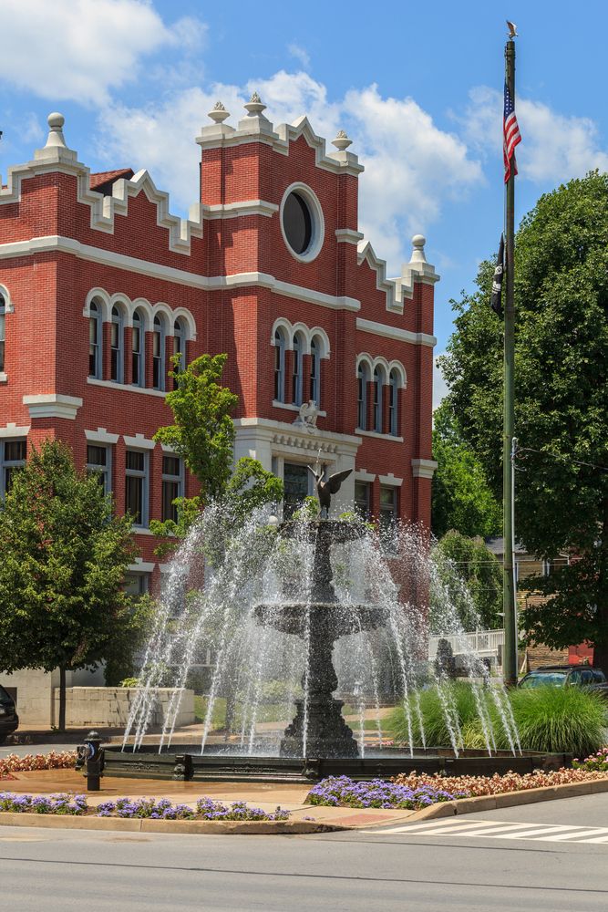 Daytime view of Bloomsburg Fountain