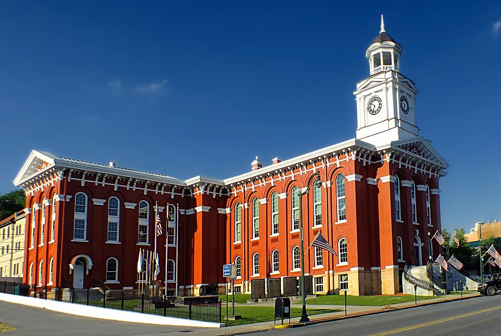 Exterior of the Jefferson County Courthouse