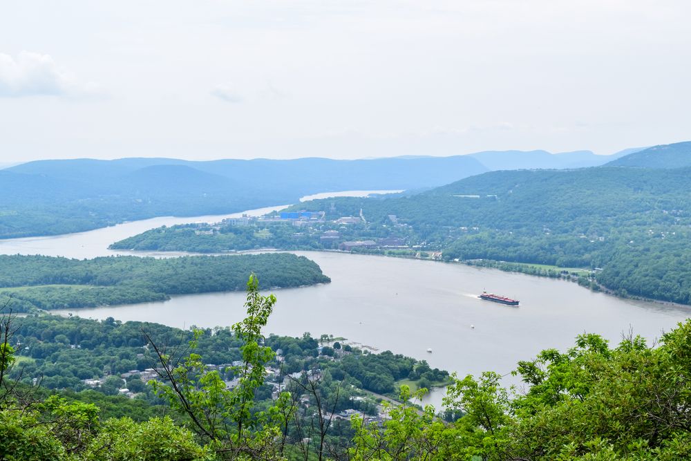 Bird's eye view of Breakneck Ridge
