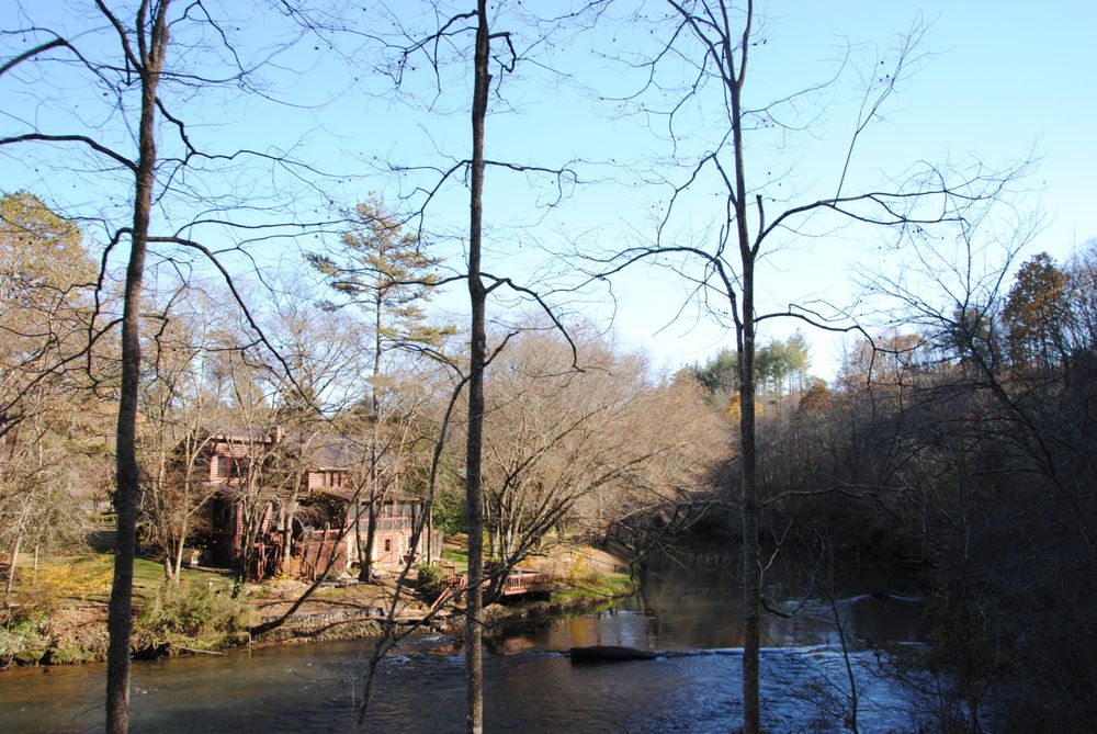 View of a lake along Blue Ridge Scenic Railway